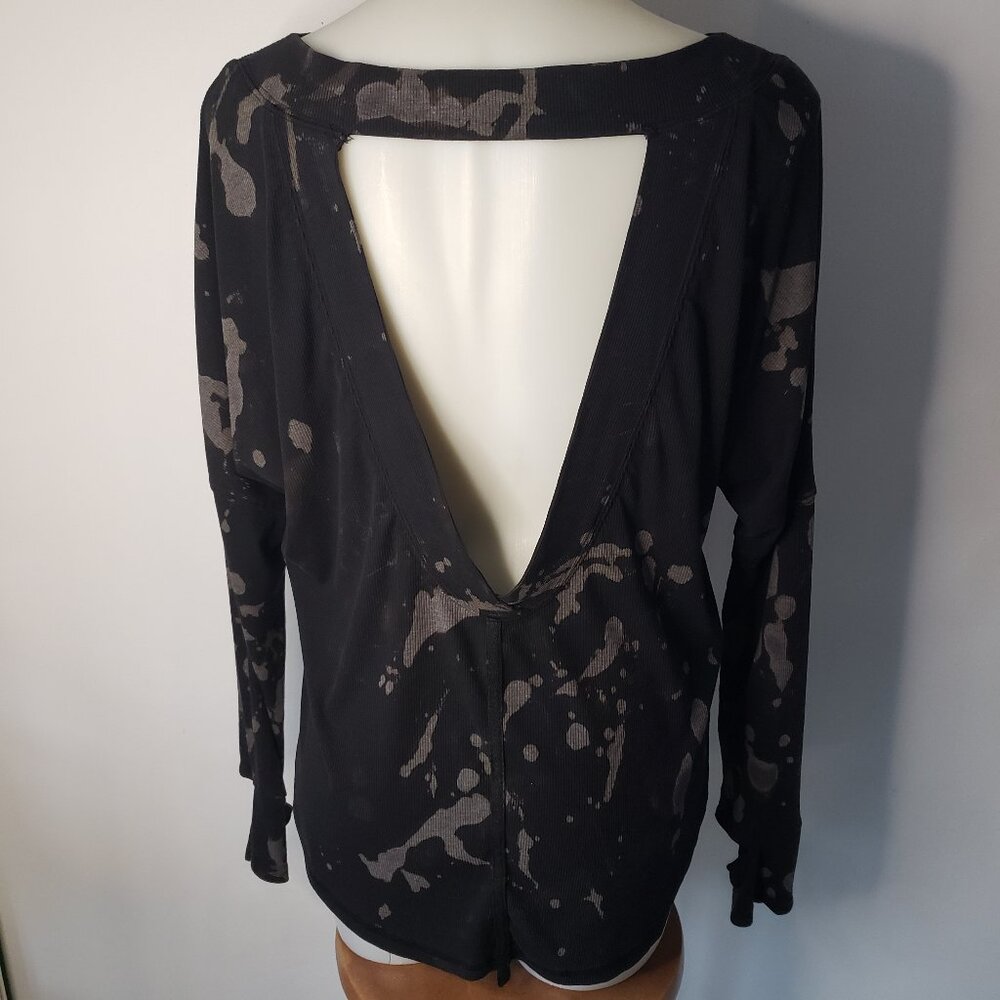 Funky Tie Dye Long Sleeve Black Gray Demobaza style top